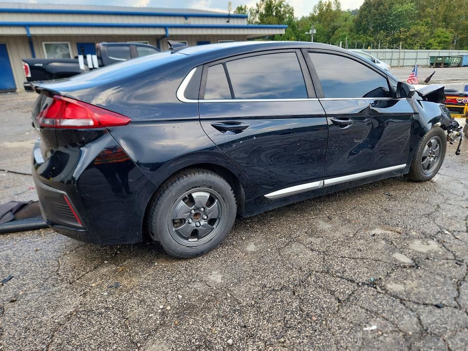 Продажа на аукционе авто 2022 Hyundai Ioniq, vin: KMHC75LC2NU266627, номер лота: 68394786