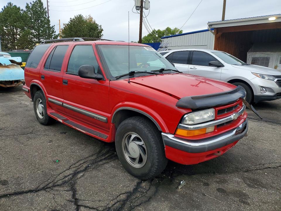 Продажа на аукционе авто 1998 Chevrolet Blazer, vin: 1GNDT13W9W2171297, номер лота: 70501086