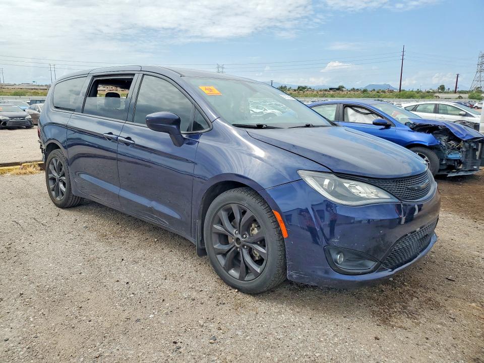 Aukcja sprzedaży 2020 Chrysler Pacifica, vin: 2C4RC1FG7LR241721, numer aukcji: 67875896