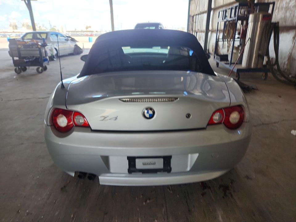 67881896 :رقم المزاد ، 4USBT33525LS55368 vin ، 2005 Bmw Z4 مزاد بيع