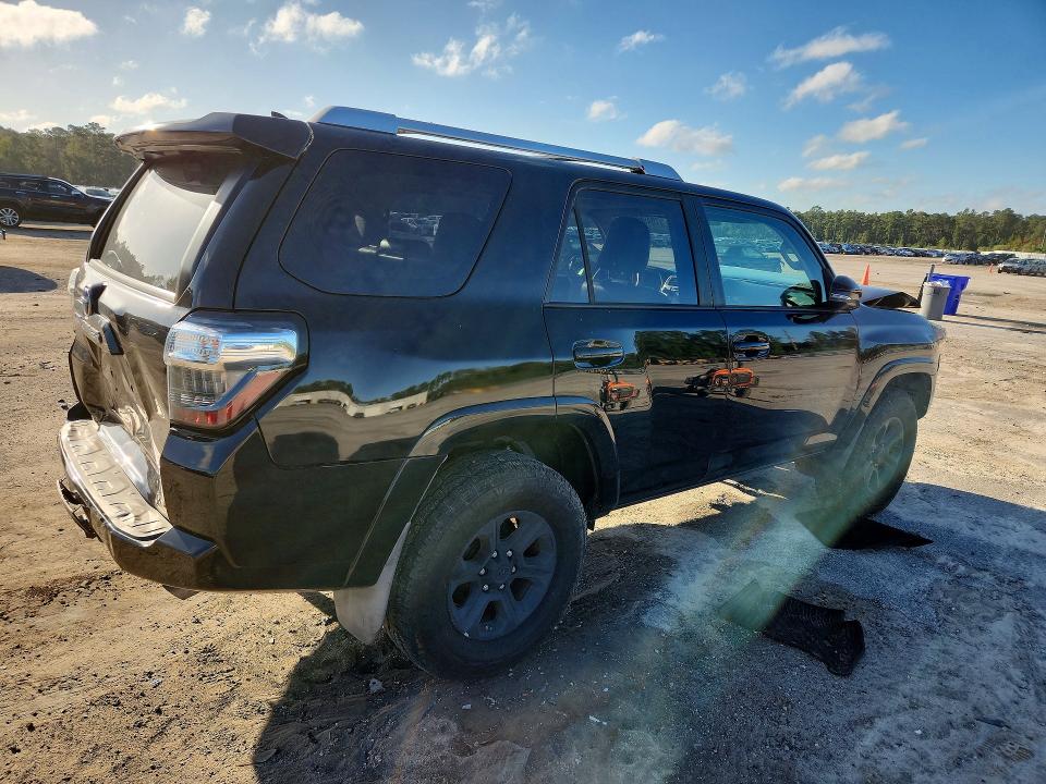 70496606 :رقم المزاد ، JTEBU5JR3F5223177 vin ، 2015 Toyota 4runner مزاد بيع