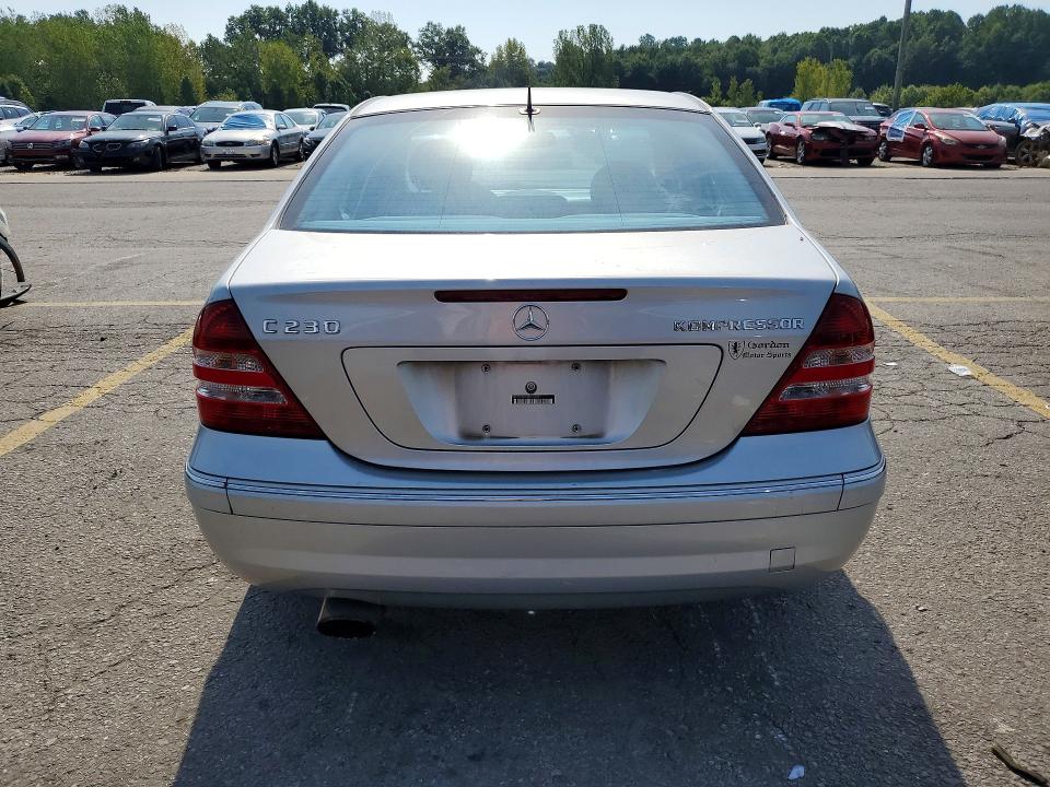 2005 Mercedes-benz C მანქანა იყიდება აუქციონზე, vin: WDBRF40J15G619022, აუქციონის ნომერი: 68679326
