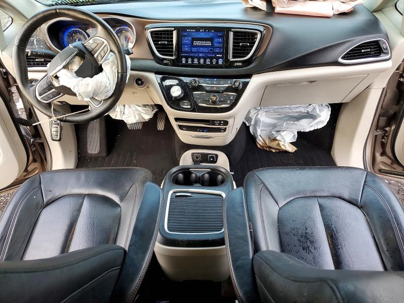 68050066 :رقم المزاد ، 2C4RC1EG4HR684143 vin ، 2017 Chrysler Pacifica مزاد بيع