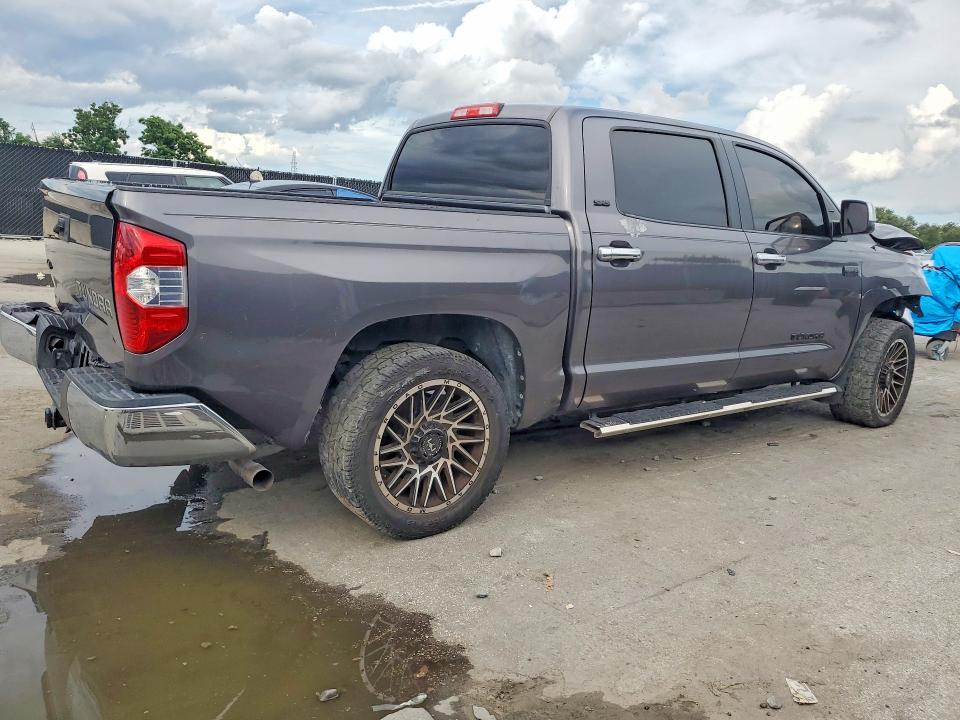 Aukcja sprzedaży 2017 Toyota Tundra, vin: 5TFDW5F18HX665342, numer aukcji: 69573736
