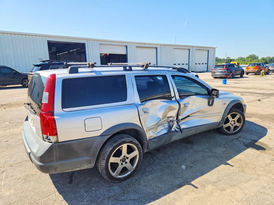 2004 Volvo Xc70 მანქანა იყიდება აუქციონზე, vin: YV1SZ59H441163152, აუქციონის ნომერი: 68811076