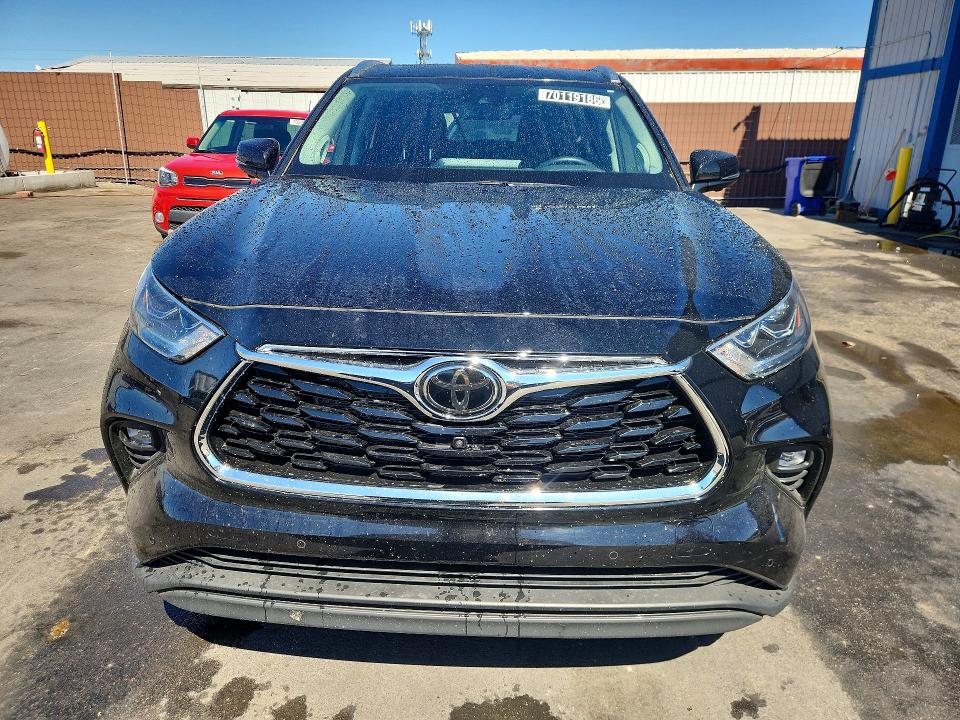 2025 Toyota Highlander მანქანა იყიდება აუქციონზე, vin: 5TDKDRBH3SS584673, აუქციონის ნომერი: 70119186