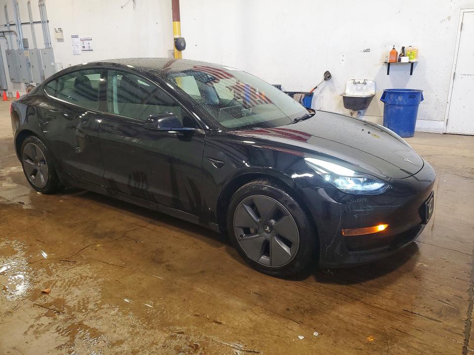 68767086 :رقم المزاد ، 5YJ3E1EA9NF368501 vin ، 2022 Tesla Model 3 مزاد بيع