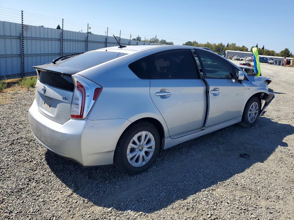 70138466 :رقم المزاد ، JTDKN3DU5F0450390 vin ، 2015 Toyota Prius مزاد بيع