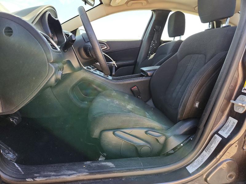68342856 :رقم المزاد ، 1C3CCCAB3FN657400 vin ، 2015 Chrysler 200 مزاد بيع