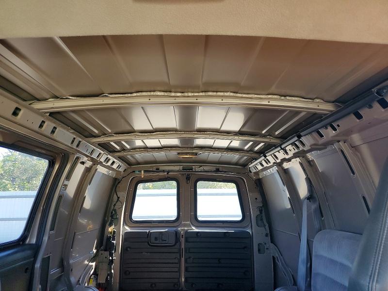 66852476 :رقم المزاد ، 1GTEG15W121154251 vin ، 2002 Gmc Savana مزاد بيع