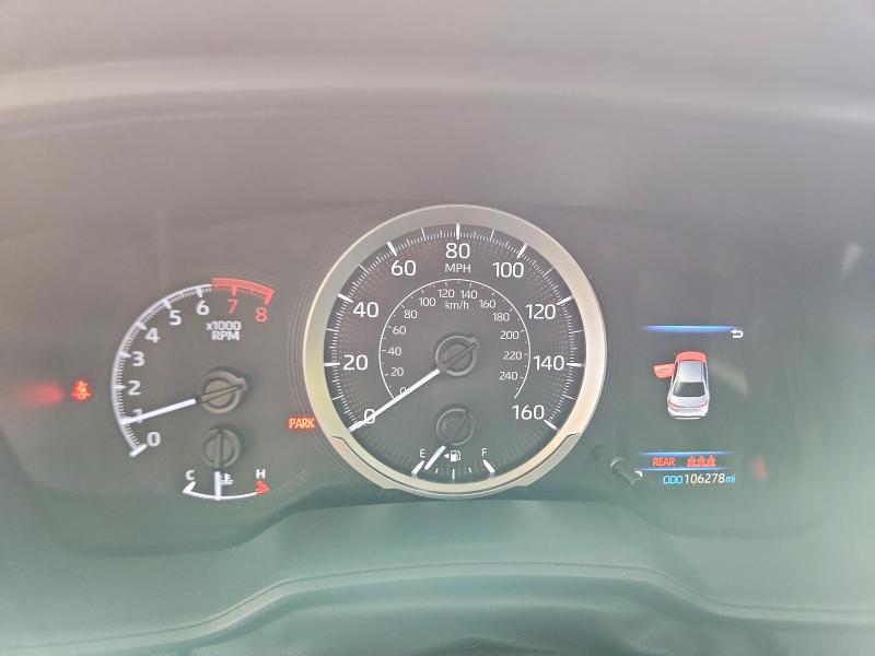 68324406 :رقم المزاد ، 5YFEPMAE3MP218738 vin ، 2021 Toyota Corolla مزاد بيع