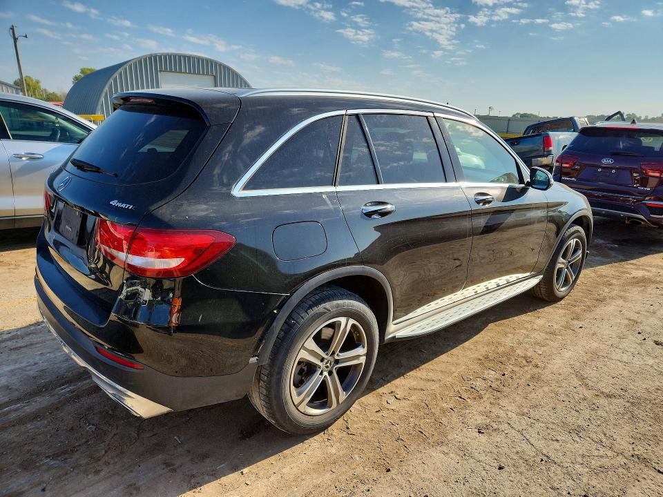 2017 Mercedes-benz Glc მანქანა იყიდება აუქციონზე, vin: WDC0G4KBXHV011467, აუქციონის ნომერი: 66841426
