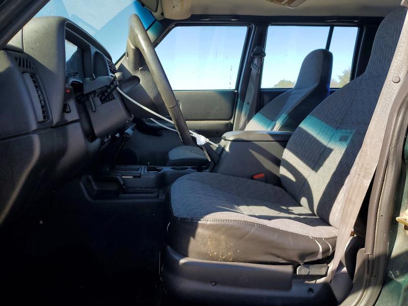 Продажа на аукционе авто 2000 Jeep Cherokee, vin: 1J4FF48SXYL194420, номер лота: 68790256