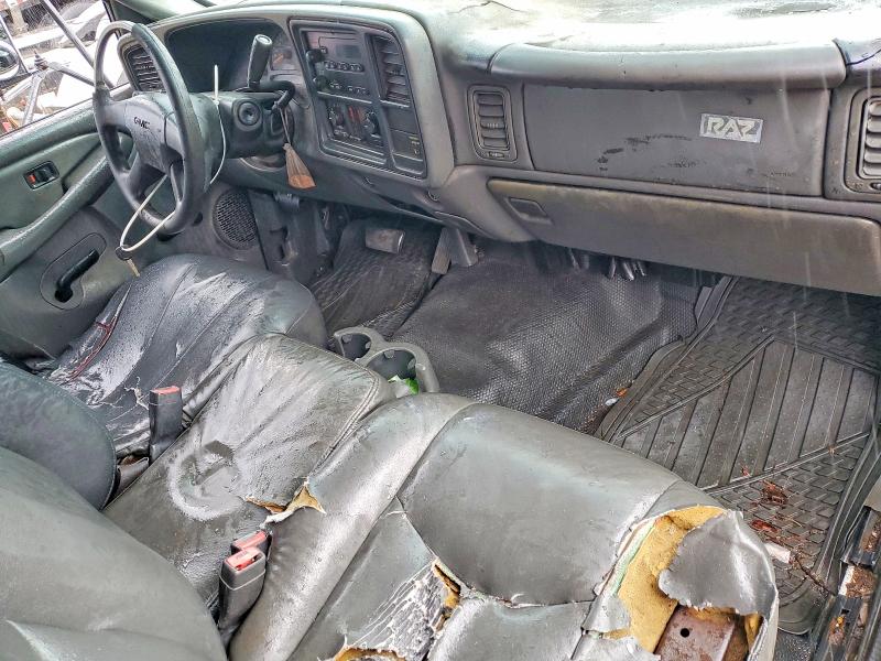 2003 Gmc New Sierra მანქანა იყიდება აუქციონზე, vin: 1GDJC34U33E202568, აუქციონის ნომერი: 69107266