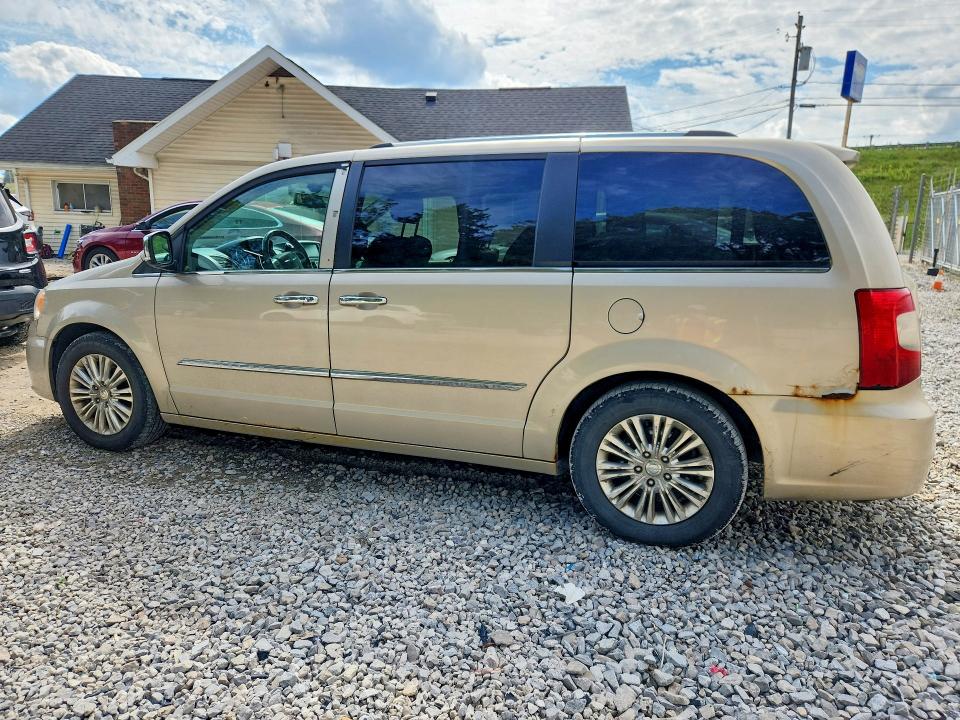 68220126 :رقم المزاد ، 2C4RC1GG7ER464214 vin ، 2014 Chrysler Town & Country مزاد بيع