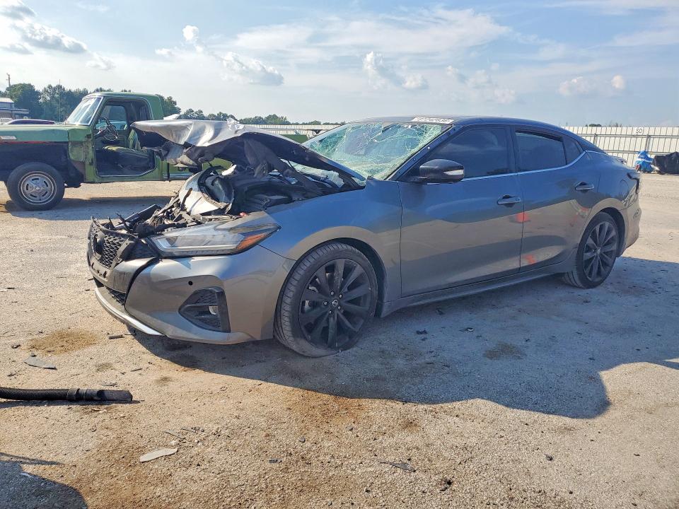 67242836 :رقم المزاد ، 1N4AA6EVXLC381244 vin ، 2020 Nissan Maxima مزاد بيع