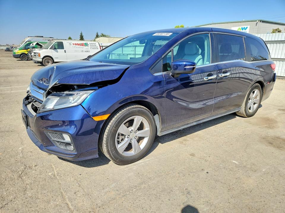 Продаж на аукціоні авто 2018 Honda Odyssey, vin: 5FNRL6H79JB065547, номер лоту: 69382736
