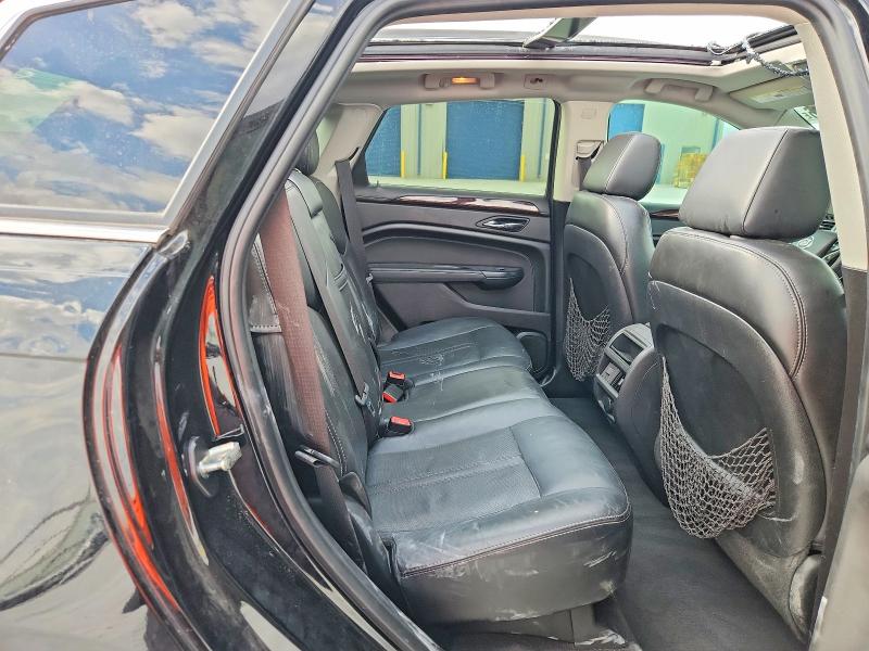67867116 :رقم المزاد ، 3GYFNCE3XFS561270 vin ، 2015 Cadillac Srx مزاد بيع
