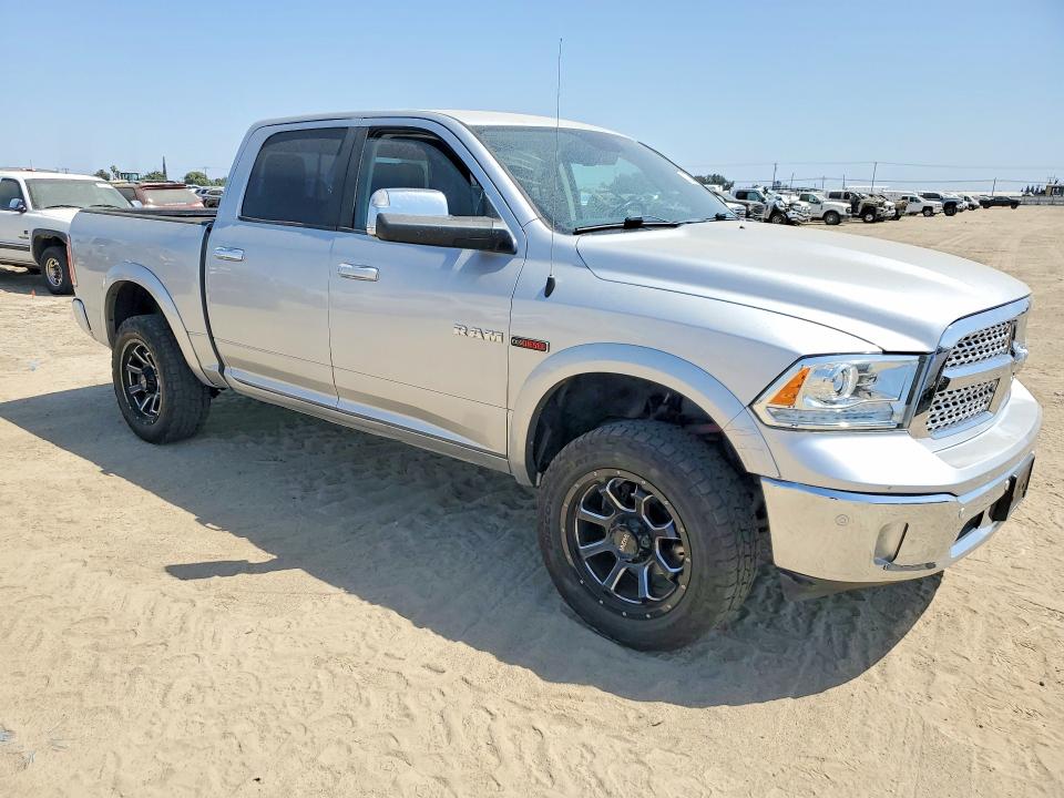 67285426 :رقم المزاد ، 1C6RR7NM3HS882645 vin ، 2017 Ram 1500 مزاد بيع