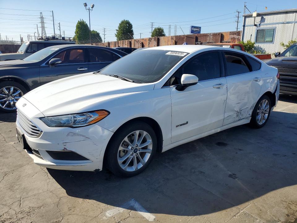 2017 Ford Fusion მანქანა იყიდება აუქციონზე, vin: 3FA6P0LU9HR387931, აუქციონის ნომერი: 70896926