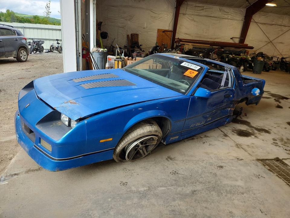 67626116 :رقم المزاد ، 1G1FP87G2FN135623 vin ، 1985 Chevrolet Camaro مزاد بيع