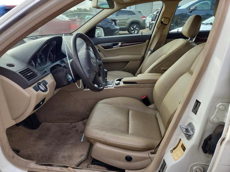 Продажа на аукционе авто 2010 Mercedes-benz C, vin: WDDGF8BBXAR128131, номер лота: 69685626