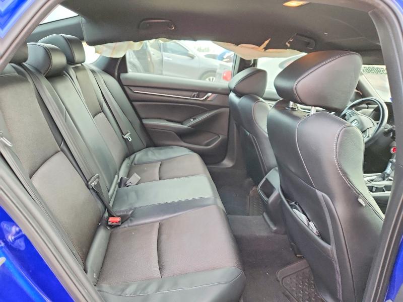 Продажа на аукционе авто 2018 Honda Accord, vin: 1HGCV1F30JA148071, номер лота: 71259096