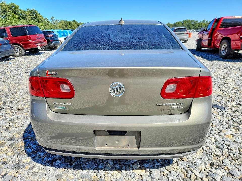 68382306 :رقم المزاد ، 1G4HC5EM2AU137224 vin ، 2010 Buick Lucerne مزاد بيع