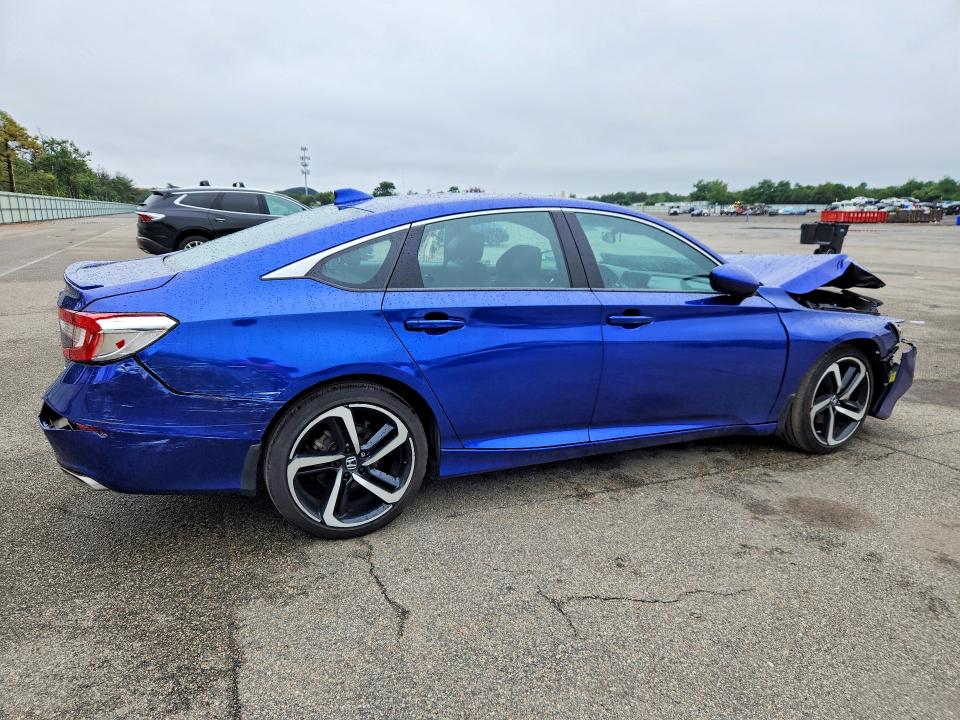 67270146 :رقم المزاد ، 1HGCV1F33KA100128 vin ، 2019 Honda Accord مزاد بيع