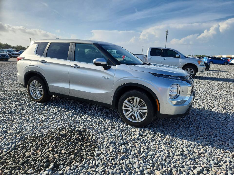 69260076 :رقم المزاد ، JA4T5UA97RZ033132 vin ، 2024 Mitsubishi Outlander مزاد بيع