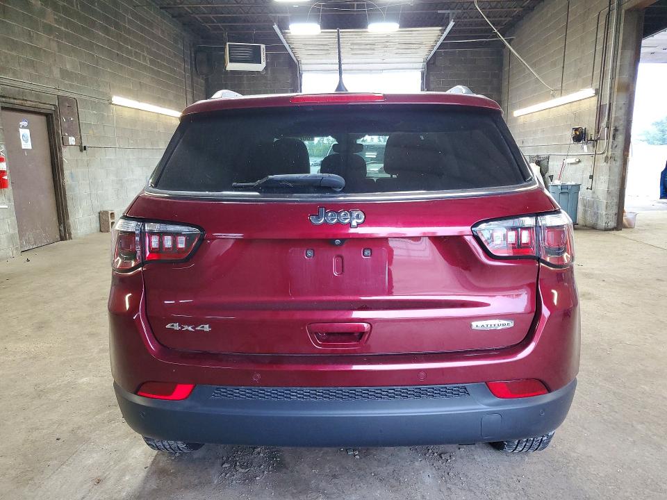 2020 Jeep Compass მანქანა იყიდება აუქციონზე, vin: 3C4NJDBBXLT255321, აუქციონის ნომერი: 68245626