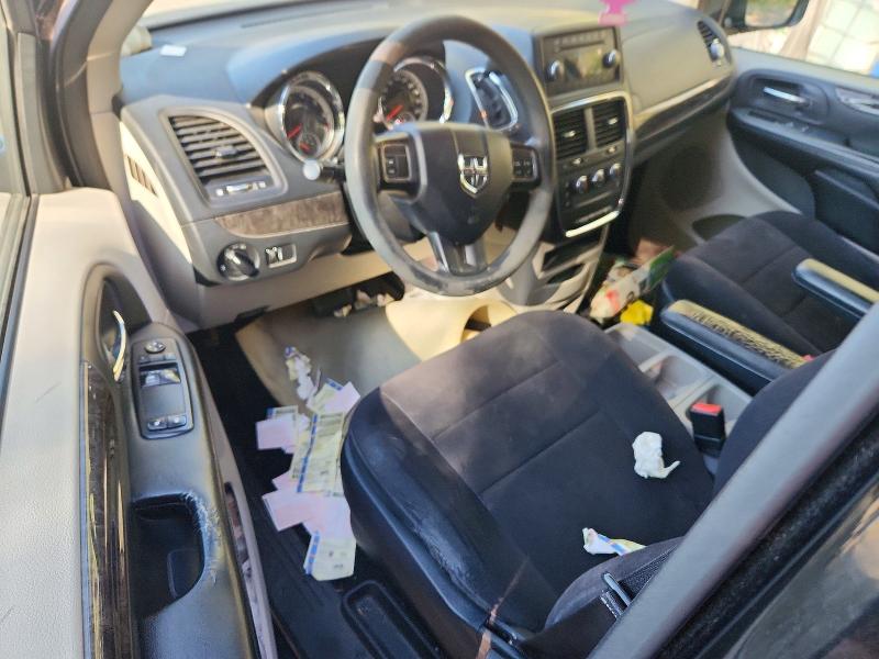 69591486 :رقم المزاد ، 2D4RN4DG6BR690582 vin ، 2011 Dodge Grand Caravan مزاد بيع