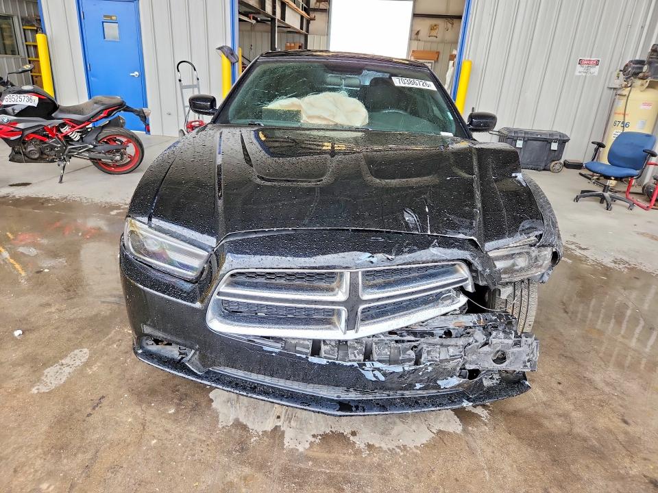 70386726 :رقم المزاد ، 2C3CDXBG2DH660325 vin ، 2013 Dodge Charger مزاد بيع