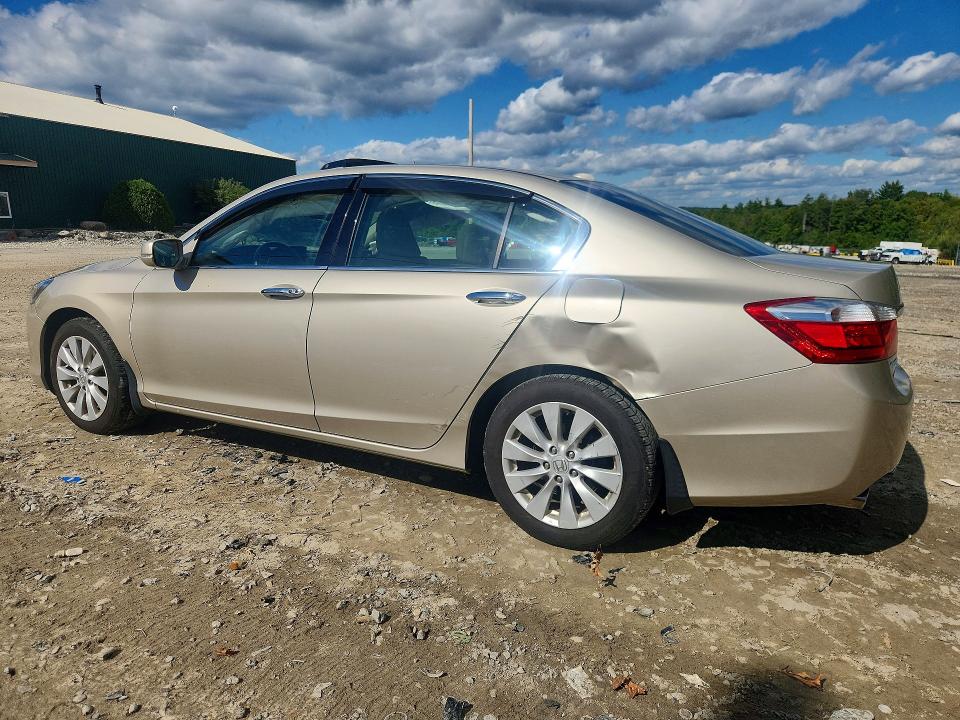 Auction sale of the 2014 Honda Accord, vin: 1HGCR3F88EA026690, lot number: 69720036