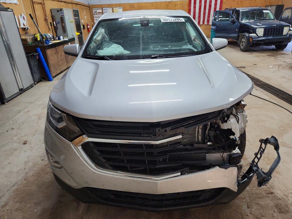 69173286 :رقم المزاد ، 3GNAXUEV4MS100300 vin ، 2021 Chevrolet Equinox مزاد بيع