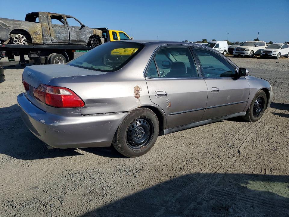 69185326 :رقم المزاد ، 1HGCG164XYA017095 vin ، 2000 Honda Accord مزاد بيع