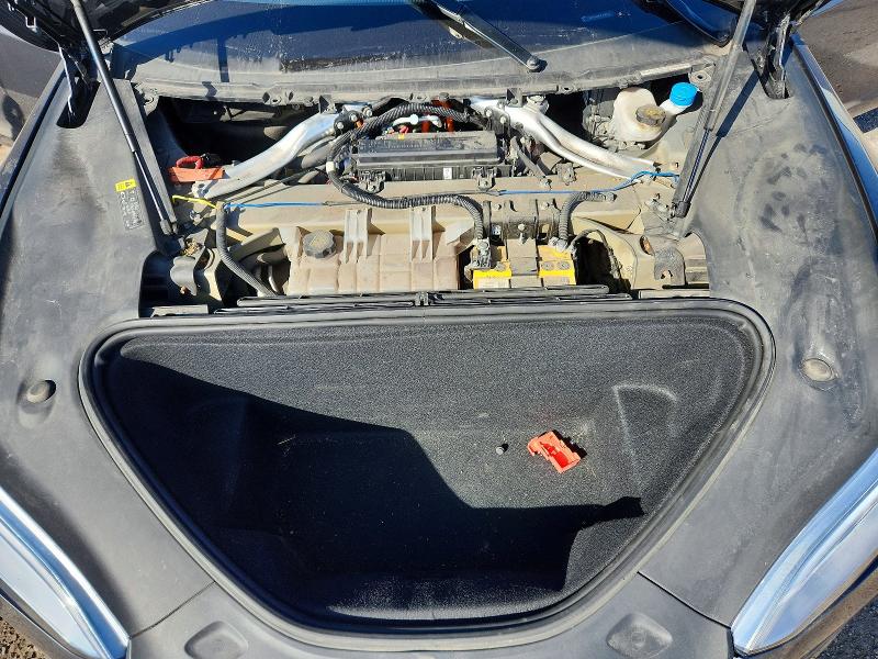 Продажа на аукционе авто 2017 Tesla Model S, vin: 5YJSA1E22HF218542, номер лота: 68140636