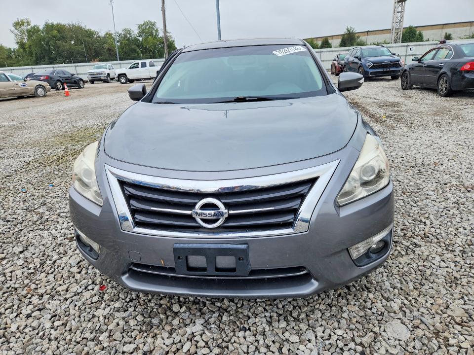 Продажа на аукционе авто 2015 Nissan Altima, vin: 1N4AL3AP0FC211155, номер лота: 70269746
