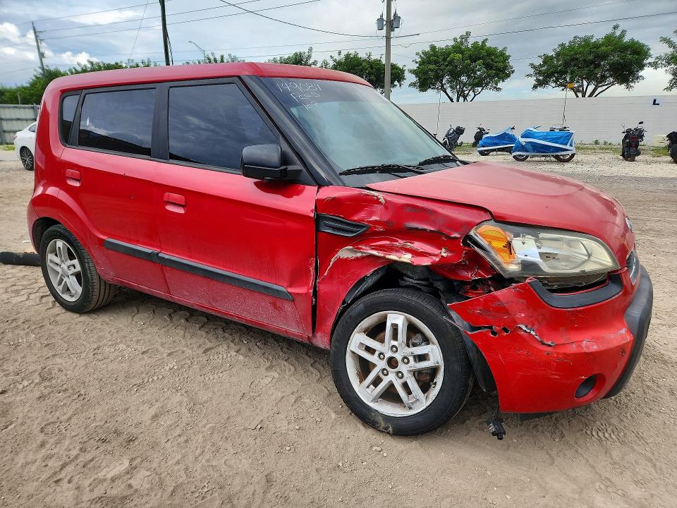 71103726 :رقم المزاد ، KNDJT2A27A7149084 vin ، 2010 Kia Soul مزاد بيع