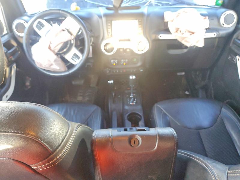 67728576 :رقم المزاد ، 1C4BJWEG5FL607856 vin ، 2015 Jeep Wrangler Unlimited مزاد بيع