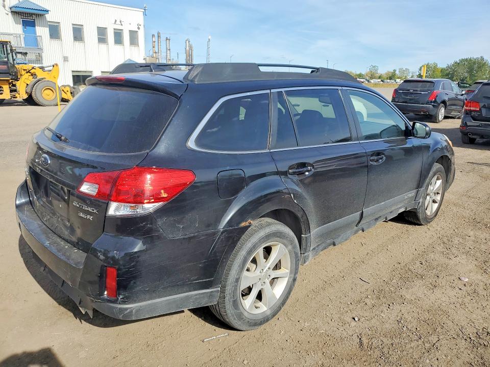 2014 Subaru Outback მანქანა იყიდება აუქციონზე, vin: 4S4BRJMC1E2210686, აუქციონის ნომერი: 69233496