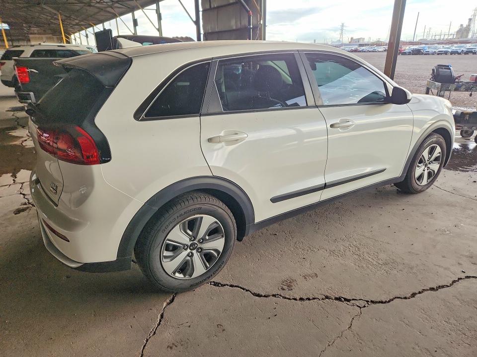 70485526 :رقم المزاد ، KNDCB3LC4K5265153 vin ، 2019 Kia Niro مزاد بيع