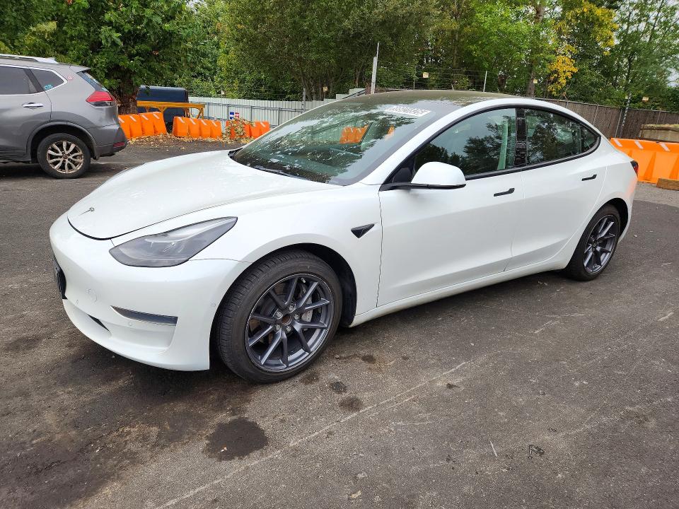 2022 Tesla Model 3 მანქანა იყიდება აუქციონზე, vin: 5YJ3E1EA4NF286644, აუქციონის ნომერი: 69921826