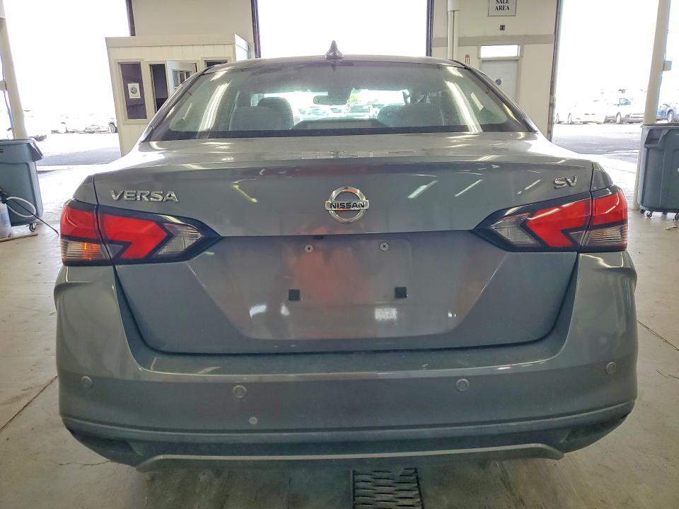 70125876 :رقم المزاد ، 3N1CN8EV9ML864493 vin ، 2021 Nissan Versa مزاد بيع