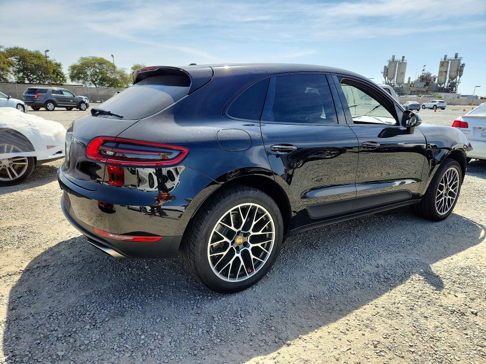 Продажа на аукционе авто 2017 Porsche Macan, vin: WP1AA2A5XHLB07850, номер лота: 68418186