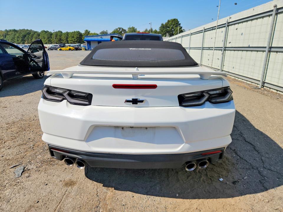 71025216 :رقم المزاد ، 1G1FE3D75N0115570 vin ، 2022 Chevrolet Camaro مزاد بيع