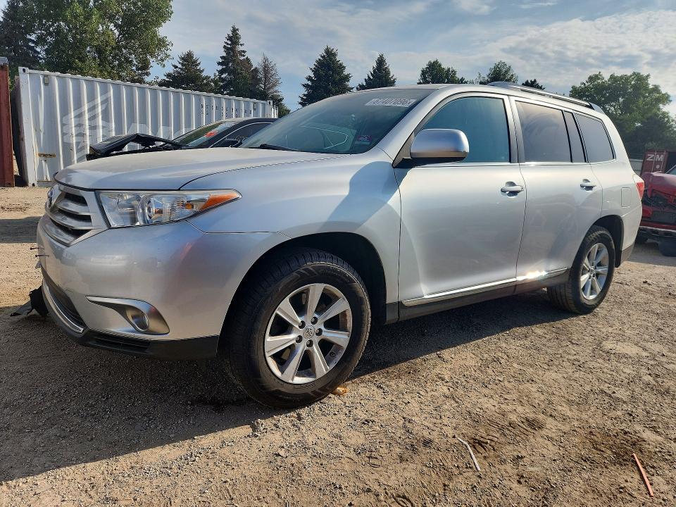67407096 :رقم المزاد ، 5TDBK3EHXBS048804 vin ، 2011 Toyota Highlander مزاد بيع
