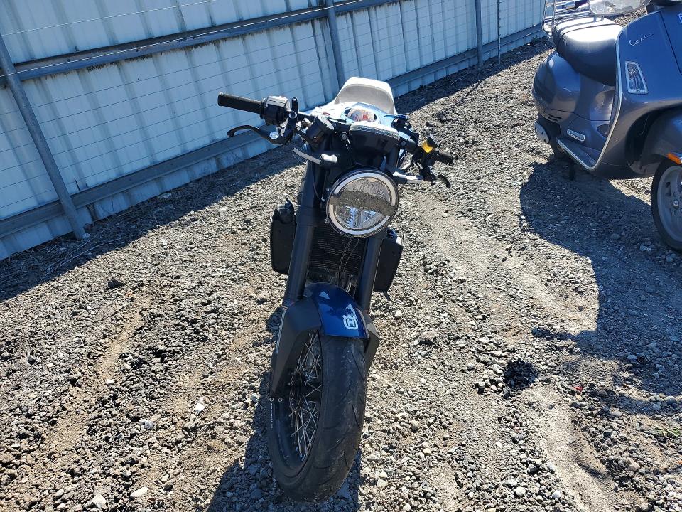 Продаж на аукціоні авто 2020 Husqvarna Vitpilen 701, vin: VBKUPV401LM778632, номер лоту: 69564756