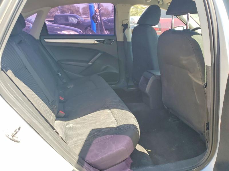 67541876 :رقم المزاد ، 1VWAT7A36GC035080 vin ، 2016 Volkswagen Passat مزاد بيع