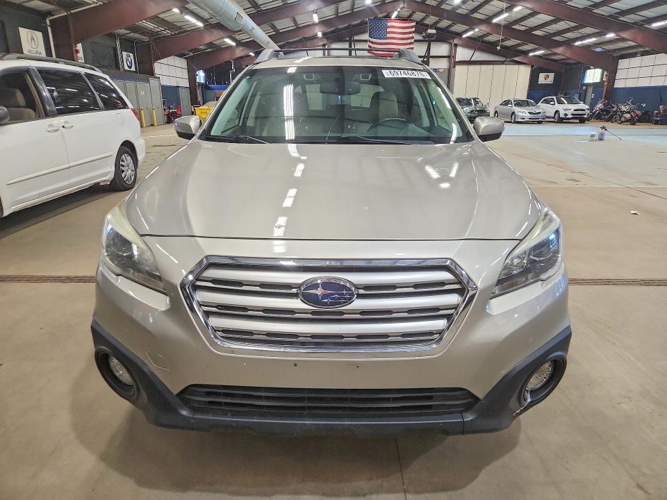 69746876 :رقم المزاد ، 4S4BSANC4F3297014 vin ، 2015 Subaru Outback مزاد بيع